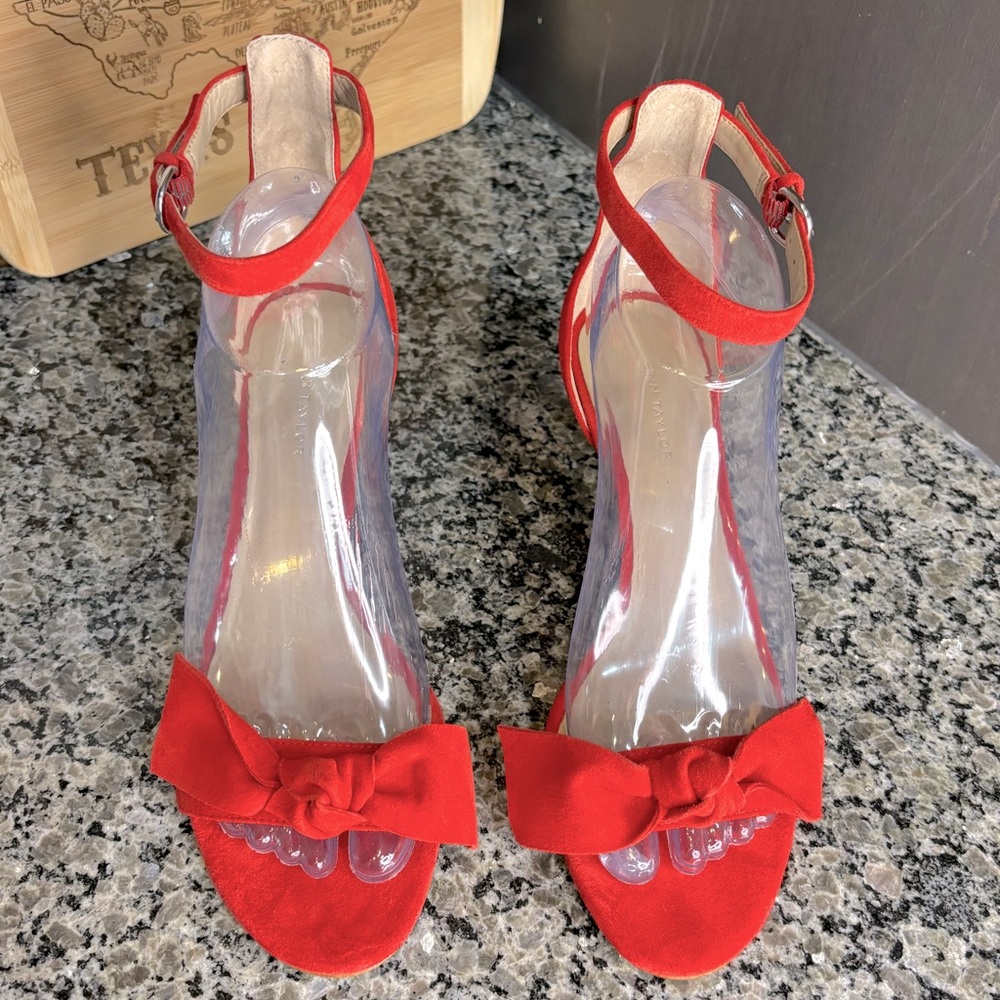 Ann Taylor Red Suede Ankle Strap Heeled Sandals Size 6.5 - Picture 4 of 11